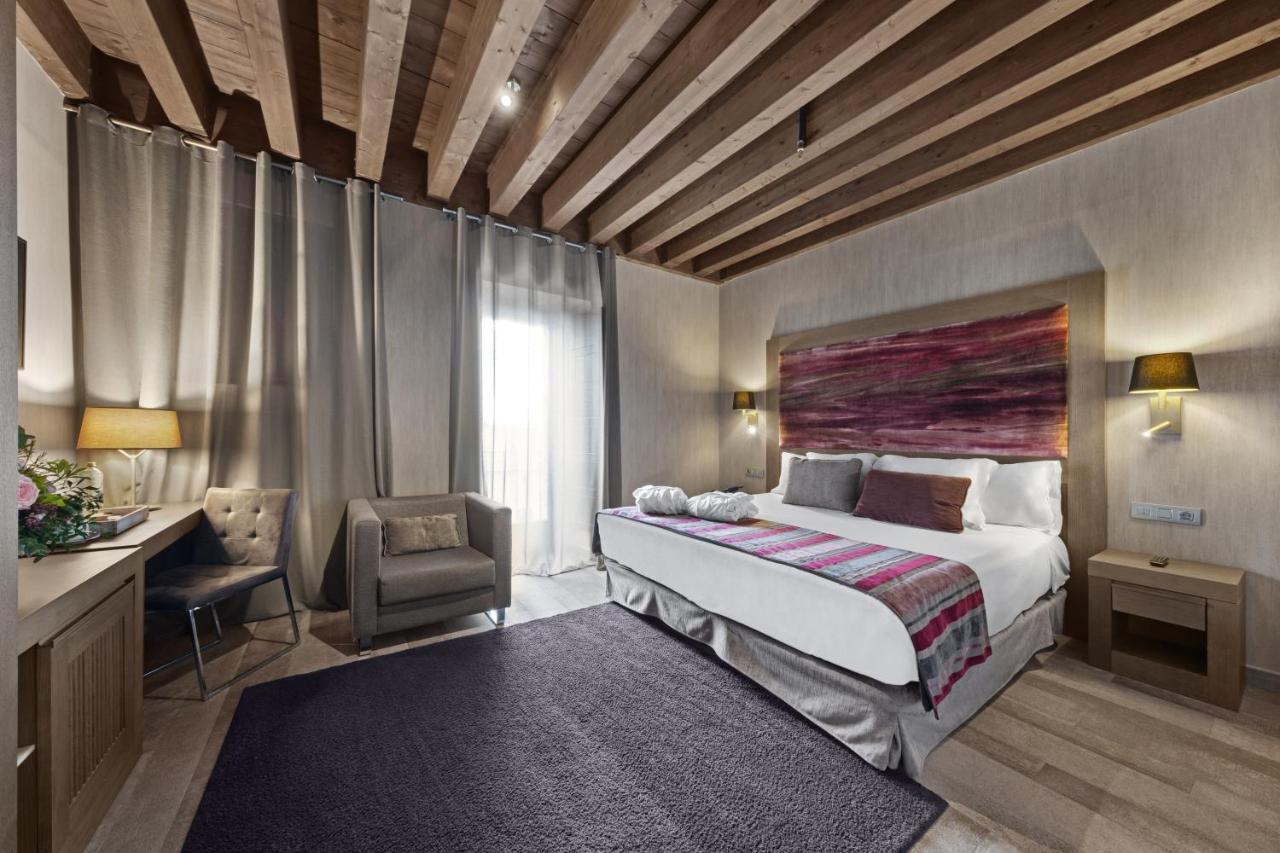 Castilla Termal Monasterio De Valbuena Valbuena De Duero Εξωτερικό φωτογραφία Deluxe room