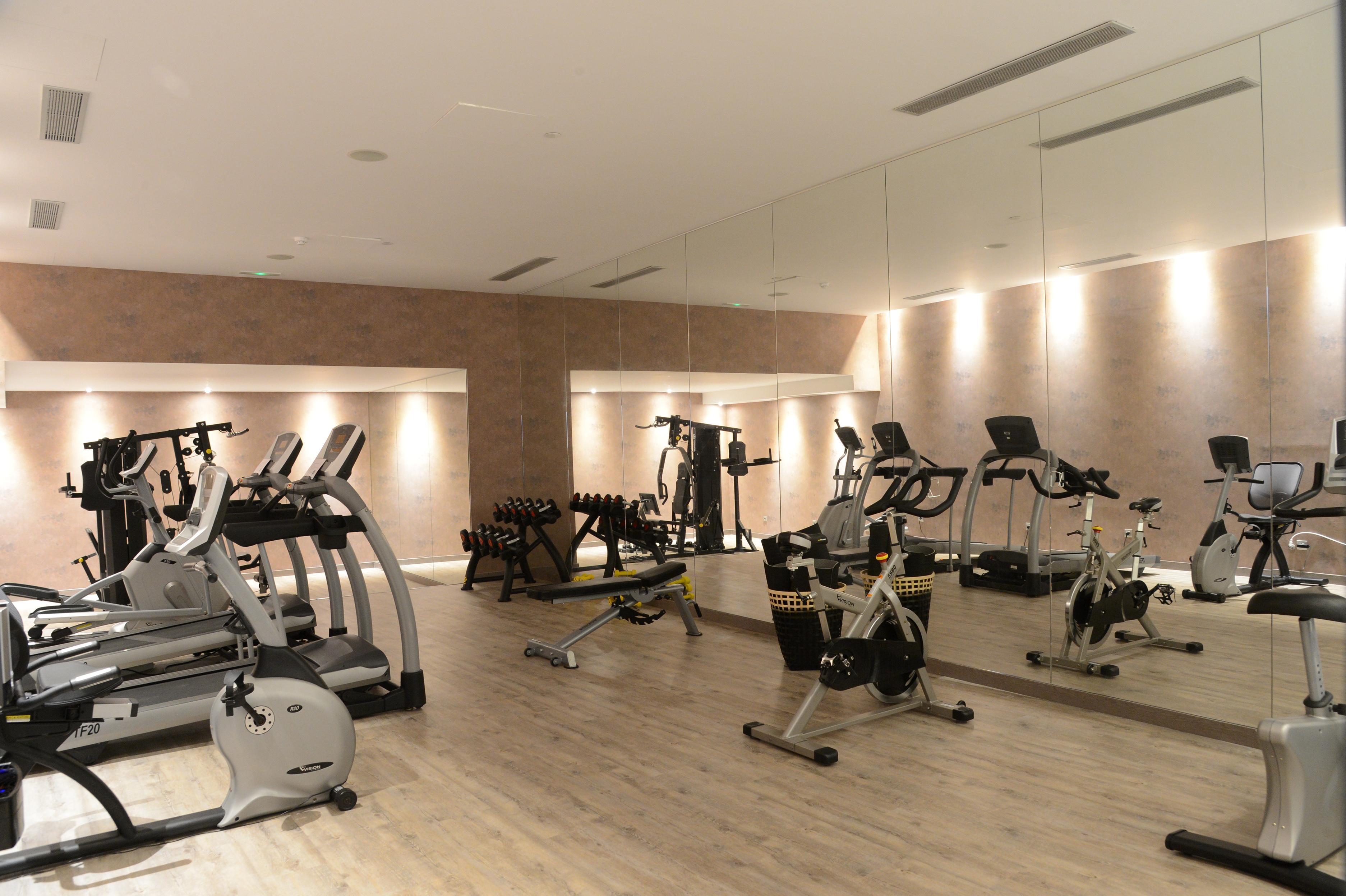 Castilla Termal Monasterio De Valbuena Valbuena De Duero Εξωτερικό φωτογραφία The gym at the hotel
