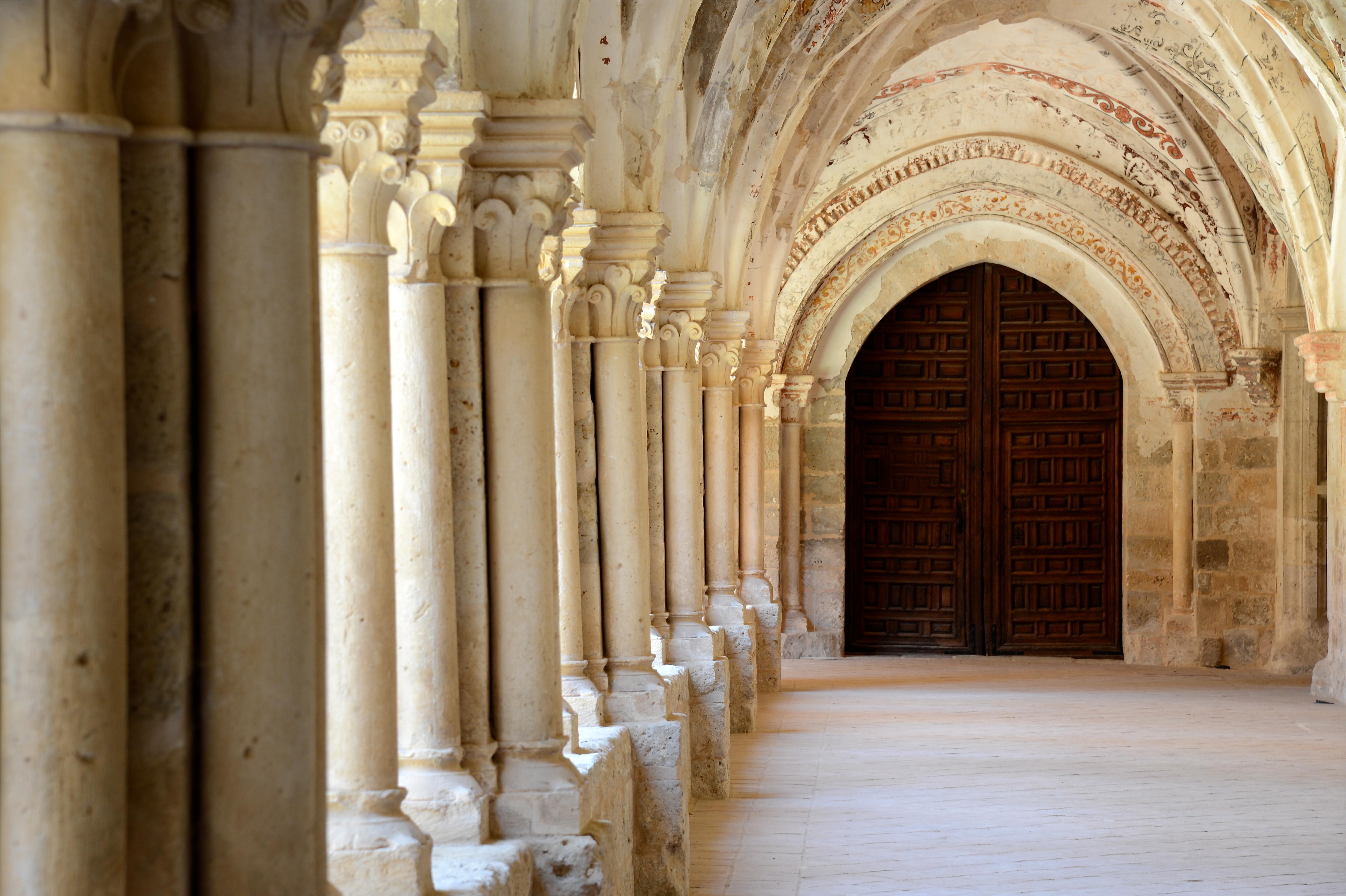 Castilla Termal Monasterio De Valbuena Valbuena De Duero Εξωτερικό φωτογραφία Cloister of the monastery