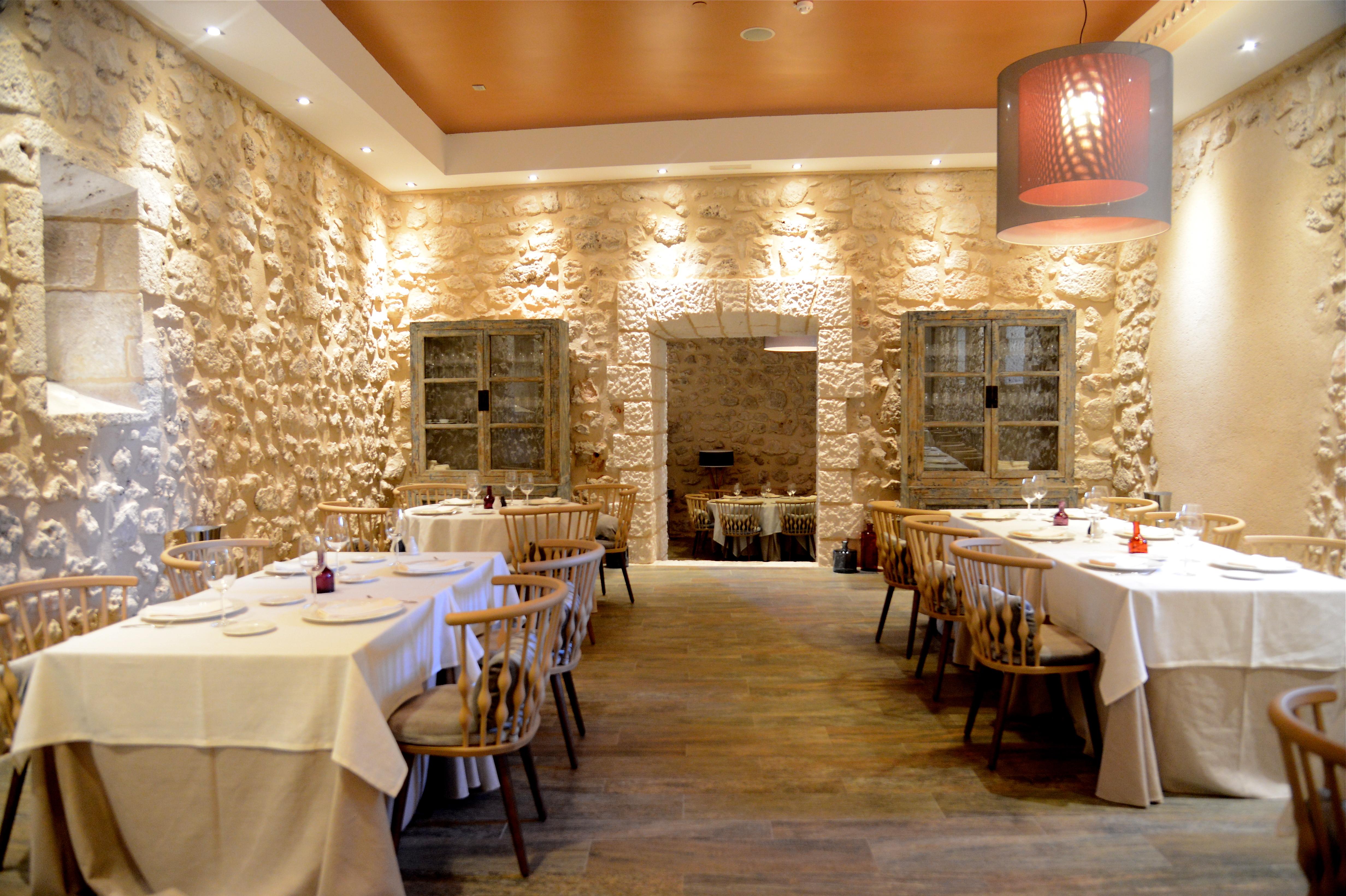 Castilla Termal Monasterio De Valbuena Valbuena De Duero Εξωτερικό φωτογραφία Interior of the restaurant